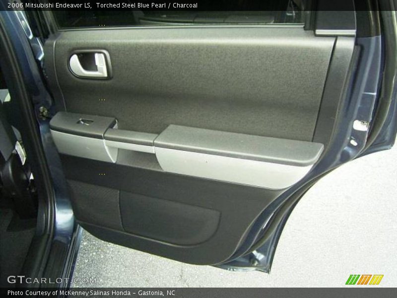 Torched Steel Blue Pearl / Charcoal 2006 Mitsubishi Endeavor LS