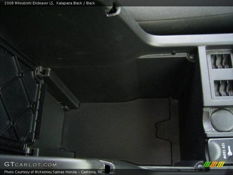 Kalapana Black / Black 2008 Mitsubishi Endeavor LS