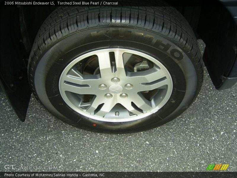 Torched Steel Blue Pearl / Charcoal 2006 Mitsubishi Endeavor LS