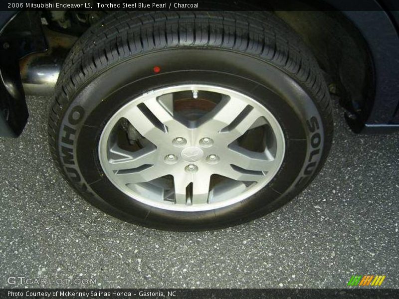 Torched Steel Blue Pearl / Charcoal 2006 Mitsubishi Endeavor LS