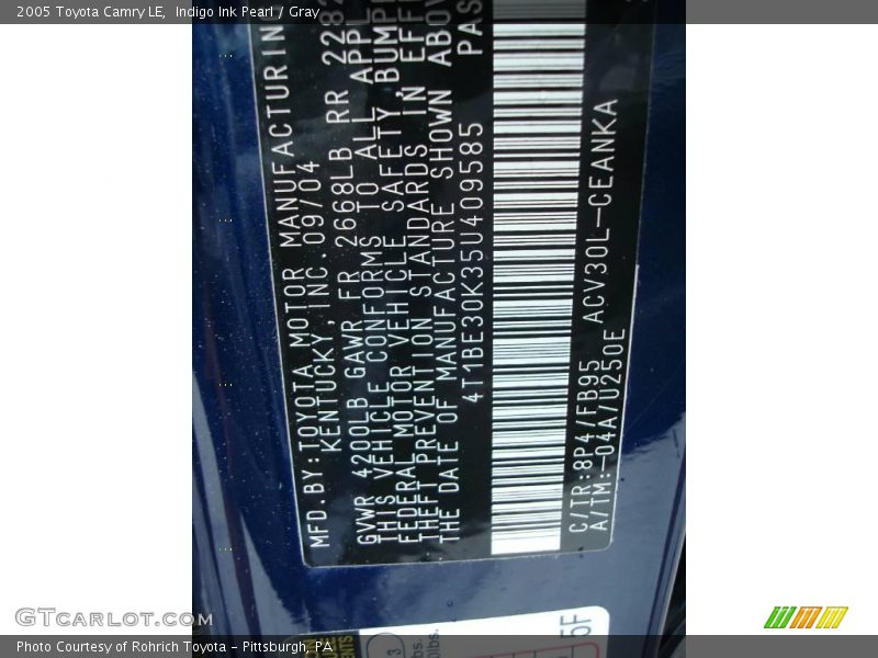 Indigo Ink Pearl / Gray 2005 Toyota Camry LE