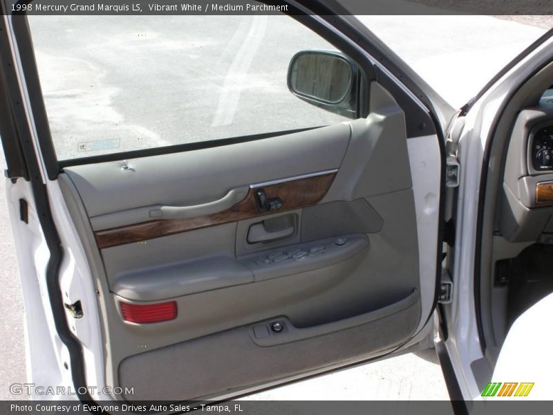 Vibrant White / Medium Parchment 1998 Mercury Grand Marquis LS
