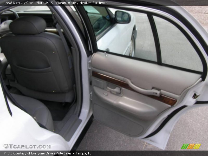 Vibrant White / Medium Parchment 1998 Mercury Grand Marquis LS