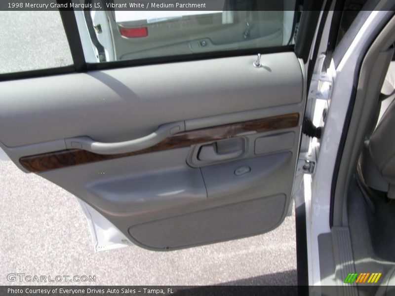 Vibrant White / Medium Parchment 1998 Mercury Grand Marquis LS