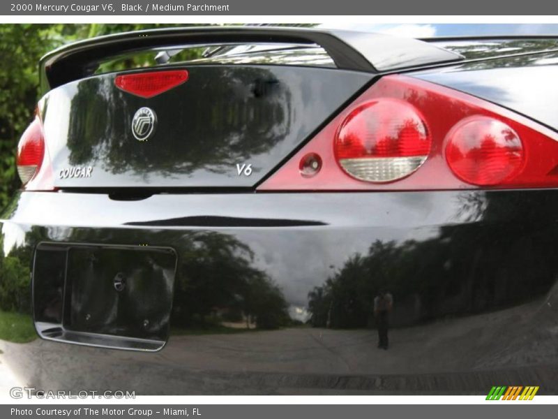 Black / Medium Parchment 2000 Mercury Cougar V6