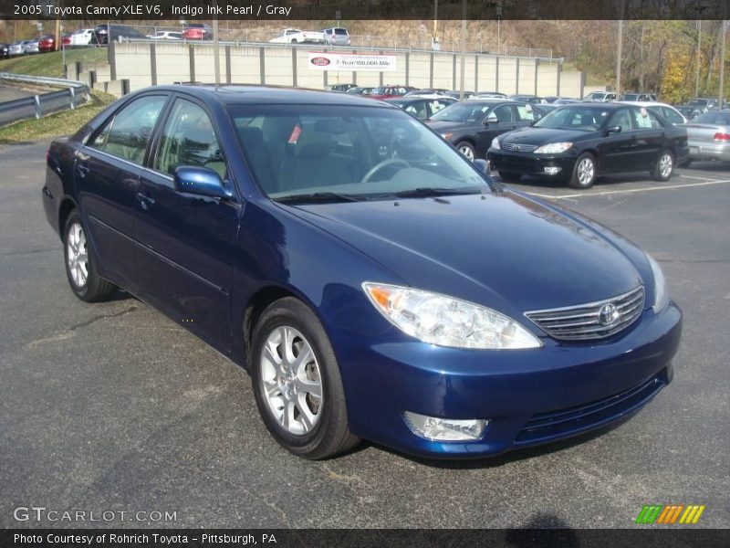 Indigo Ink Pearl / Gray 2005 Toyota Camry XLE V6