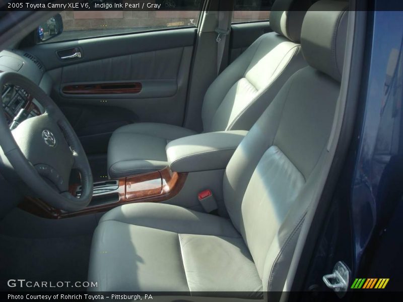 Indigo Ink Pearl / Gray 2005 Toyota Camry XLE V6