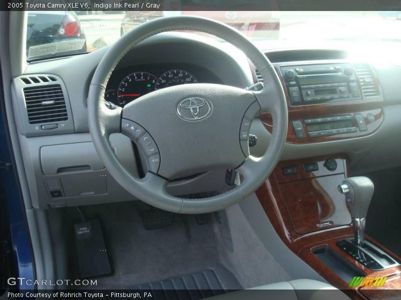Indigo Ink Pearl / Gray 2005 Toyota Camry XLE V6