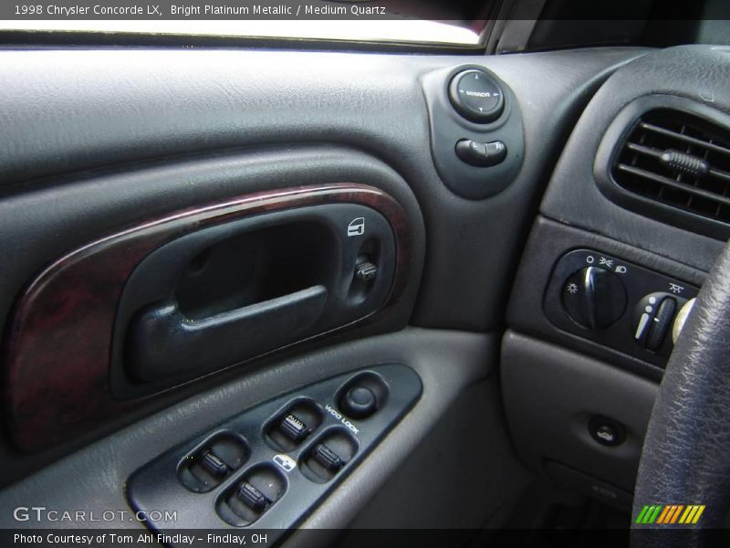 Bright Platinum Metallic / Medium Quartz 1998 Chrysler Concorde LX