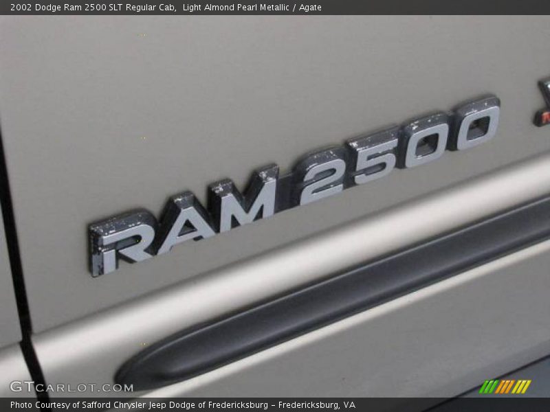 Light Almond Pearl Metallic / Agate 2002 Dodge Ram 2500 SLT Regular Cab