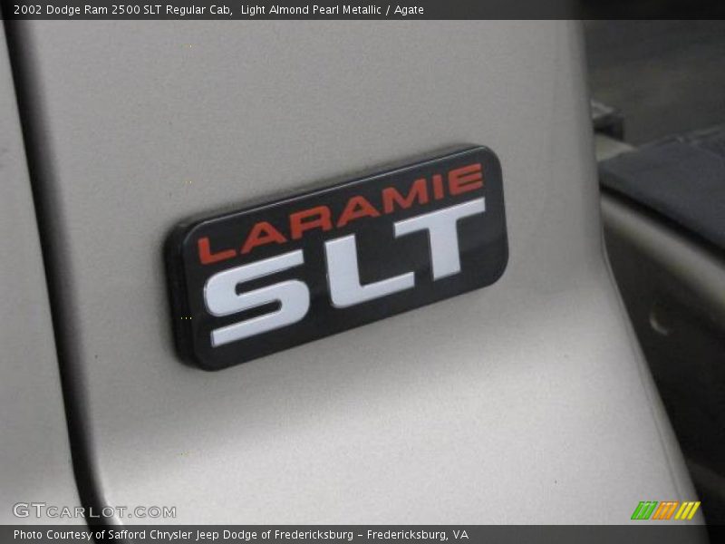 Light Almond Pearl Metallic / Agate 2002 Dodge Ram 2500 SLT Regular Cab