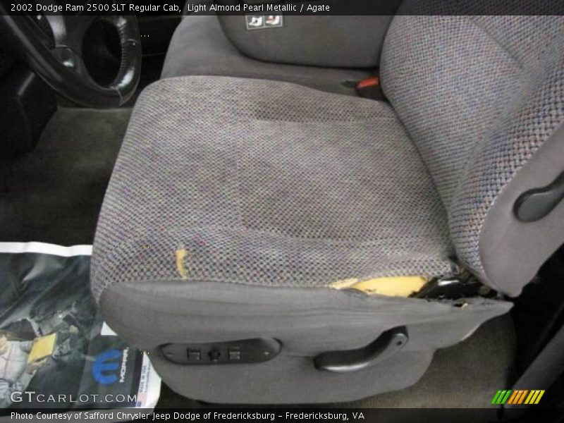 Light Almond Pearl Metallic / Agate 2002 Dodge Ram 2500 SLT Regular Cab