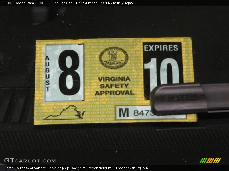 Light Almond Pearl Metallic / Agate 2002 Dodge Ram 2500 SLT Regular Cab