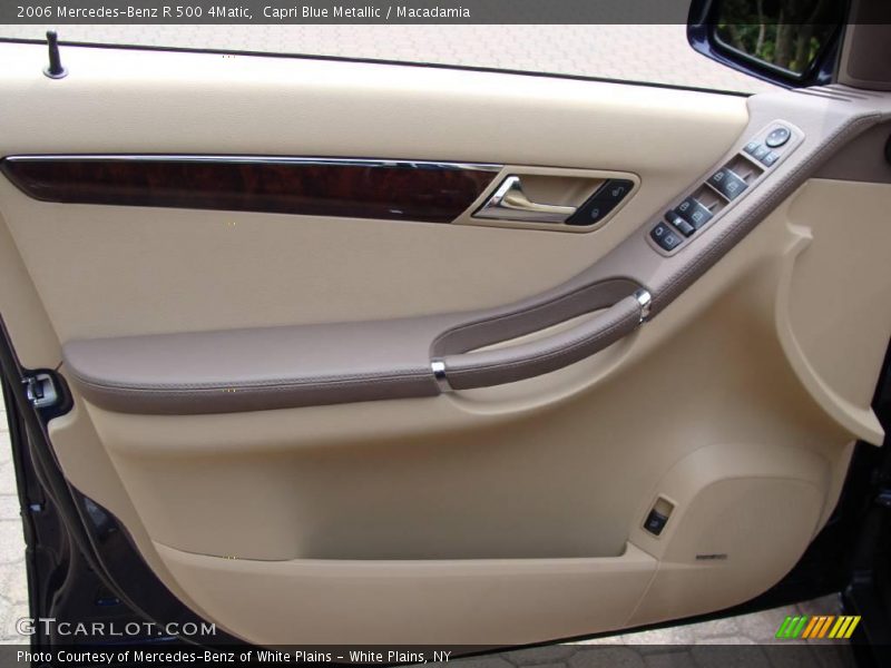Capri Blue Metallic / Macadamia 2006 Mercedes-Benz R 500 4Matic