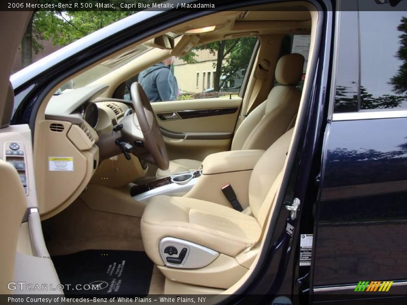 Capri Blue Metallic / Macadamia 2006 Mercedes-Benz R 500 4Matic