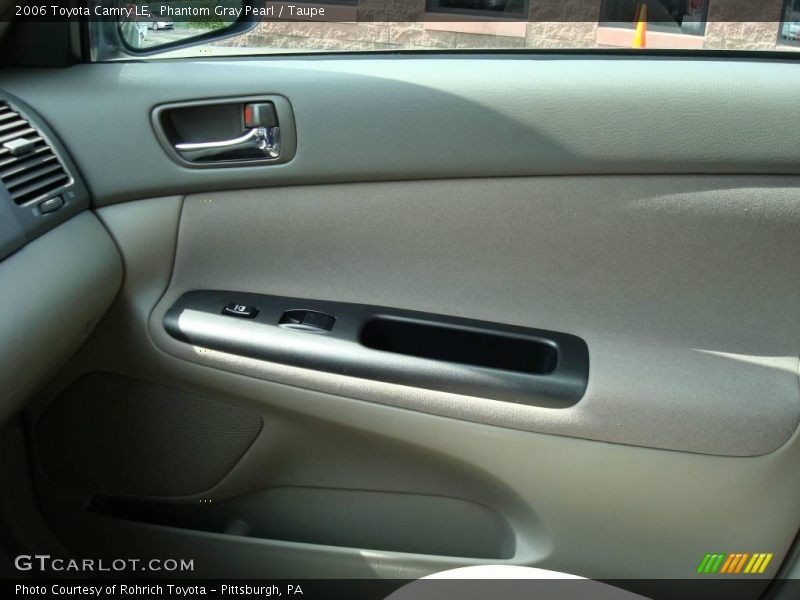Phantom Gray Pearl / Taupe 2006 Toyota Camry LE