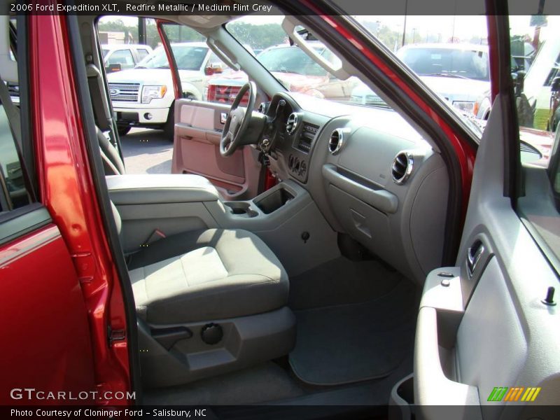 Redfire Metallic / Medium Flint Grey 2006 Ford Expedition XLT