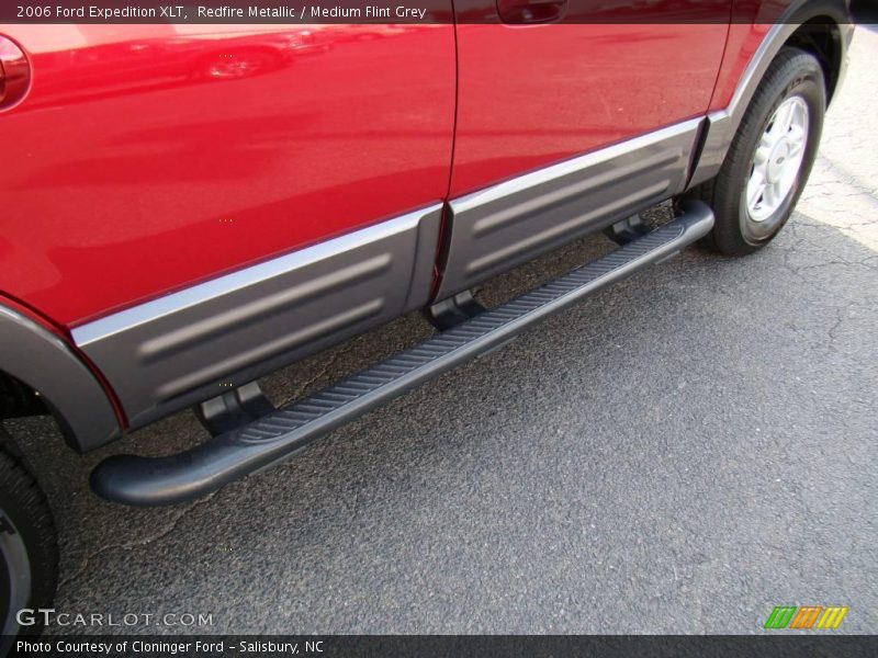 Redfire Metallic / Medium Flint Grey 2006 Ford Expedition XLT