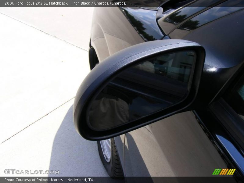 Pitch Black / Charcoal/Charcoal 2006 Ford Focus ZX3 SE Hatchback