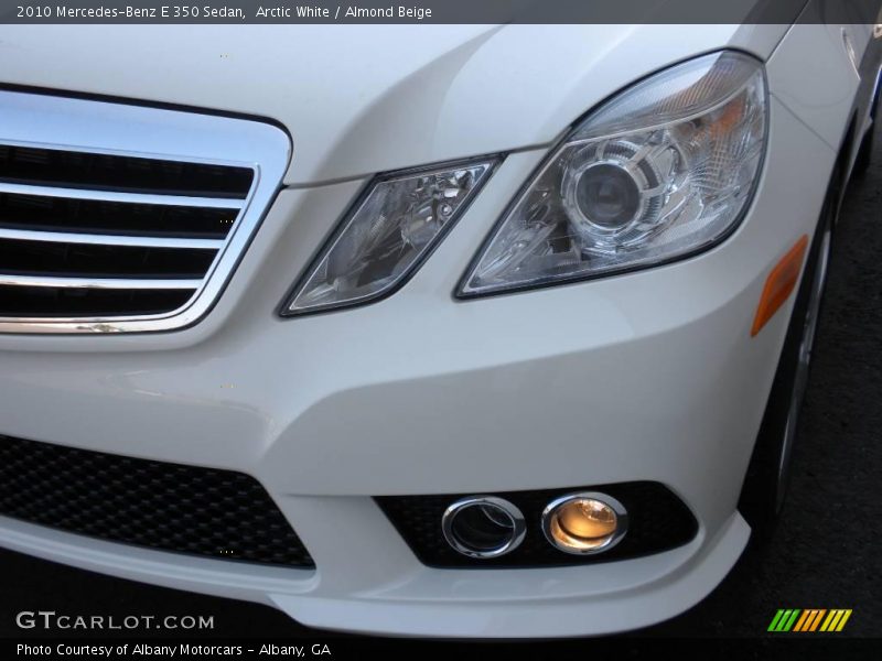 Arctic White / Almond Beige 2010 Mercedes-Benz E 350 Sedan