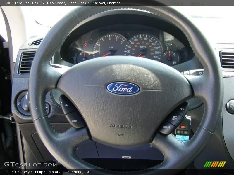 Pitch Black / Charcoal/Charcoal 2006 Ford Focus ZX3 SE Hatchback