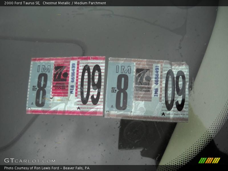 Chestnut Metallic / Medium Parchment 2000 Ford Taurus SE
