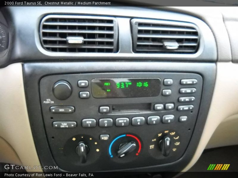Chestnut Metallic / Medium Parchment 2000 Ford Taurus SE
