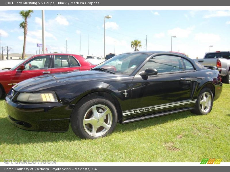 Black / Medium Graphite 2001 Ford Mustang V6 Coupe