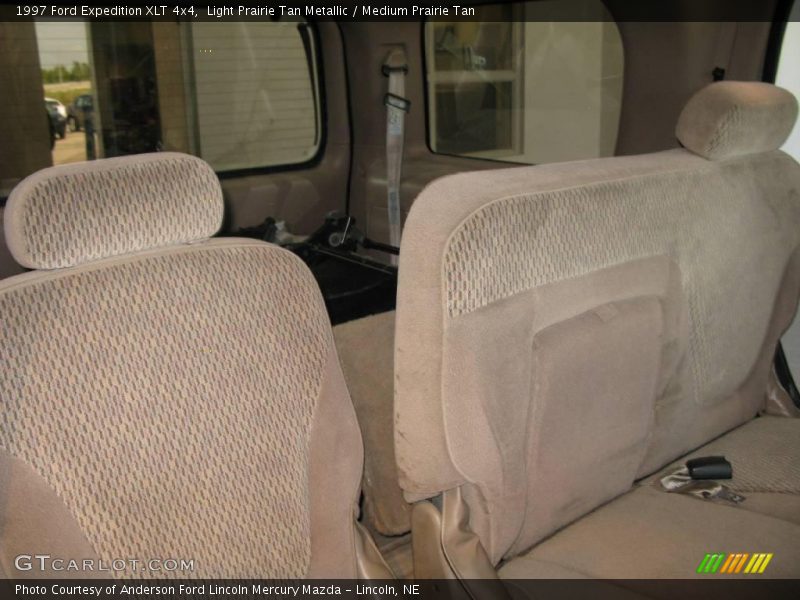 Light Prairie Tan Metallic / Medium Prairie Tan 1997 Ford Expedition XLT 4x4