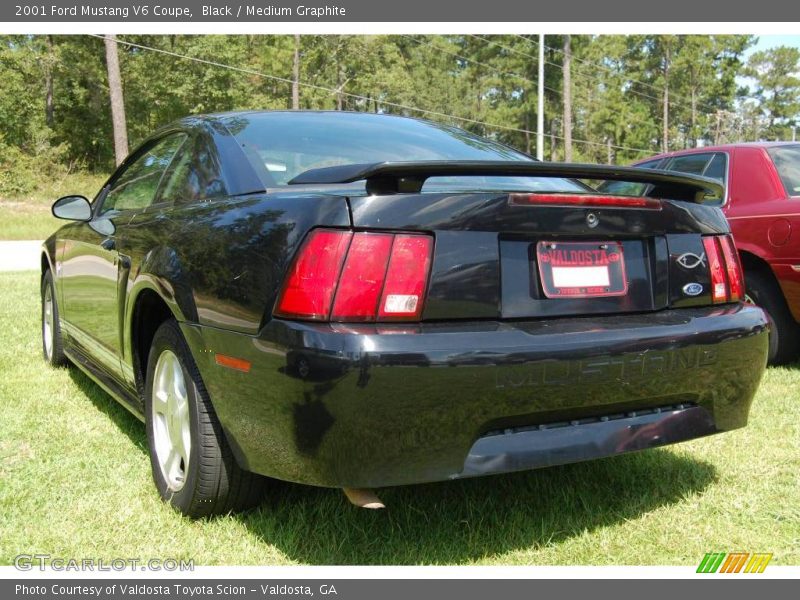 Black / Medium Graphite 2001 Ford Mustang V6 Coupe