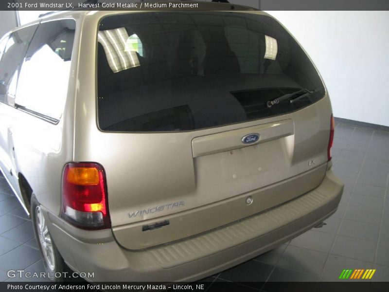 Harvest Gold Metallic / Medium Parchment 2001 Ford Windstar LX
