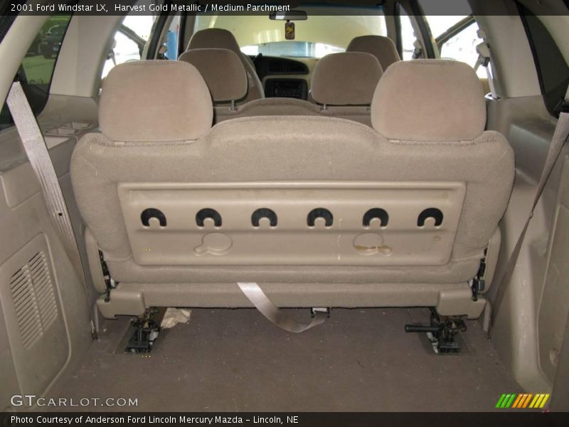 Harvest Gold Metallic / Medium Parchment 2001 Ford Windstar LX