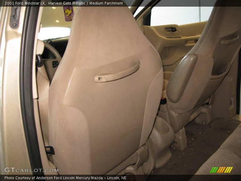 Harvest Gold Metallic / Medium Parchment 2001 Ford Windstar LX