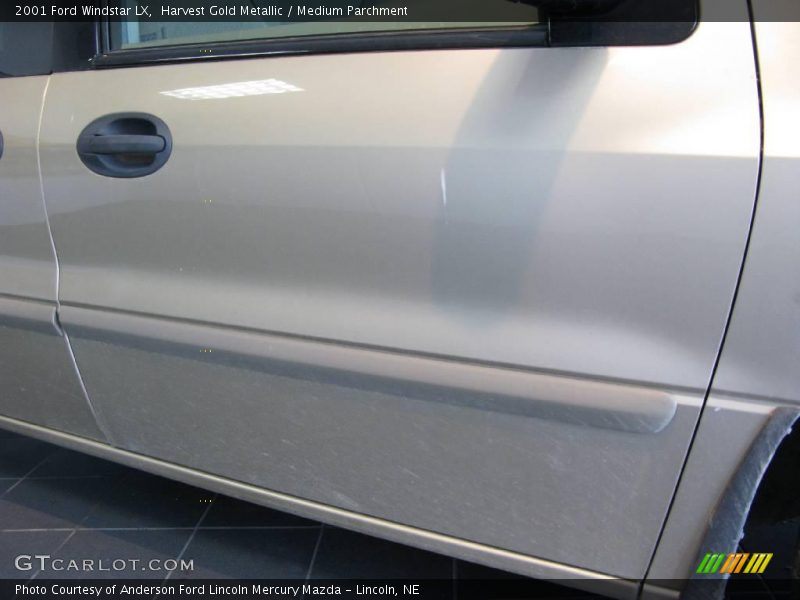 Harvest Gold Metallic / Medium Parchment 2001 Ford Windstar LX