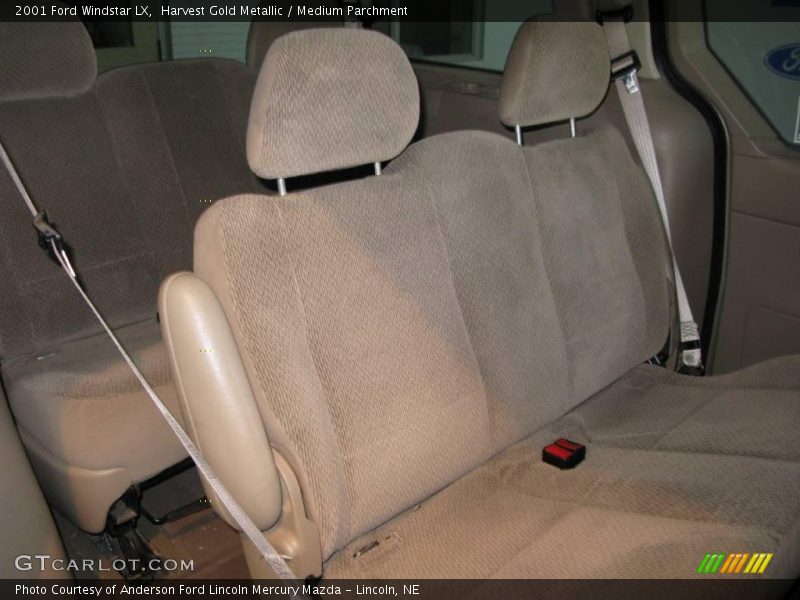 Harvest Gold Metallic / Medium Parchment 2001 Ford Windstar LX