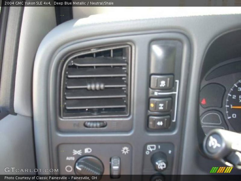 Deep Blue Metallic / Neutral/Shale 2004 GMC Yukon SLE 4x4