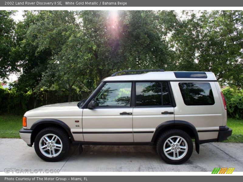 White Gold Metallic / Bahama Beige 2002 Land Rover Discovery II SE