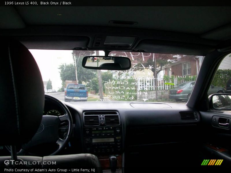 Black Onyx / Black 1996 Lexus LS 400