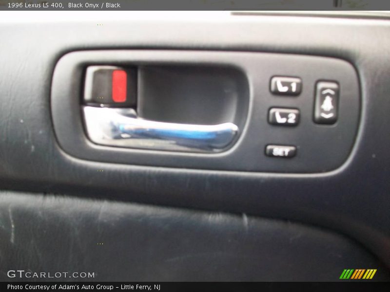Black Onyx / Black 1996 Lexus LS 400