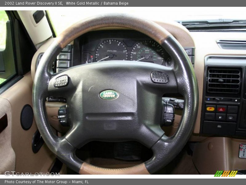 White Gold Metallic / Bahama Beige 2002 Land Rover Discovery II SE