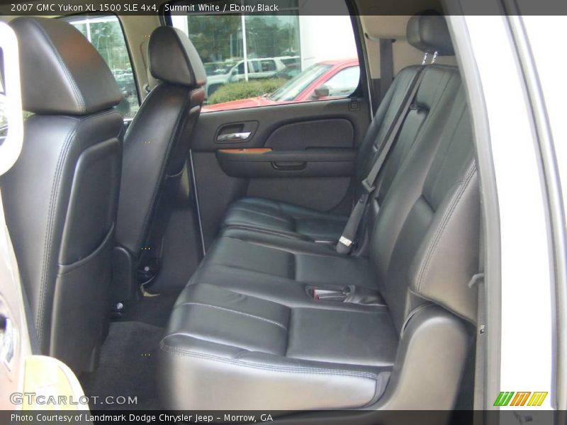 Summit White / Ebony Black 2007 GMC Yukon XL 1500 SLE 4x4