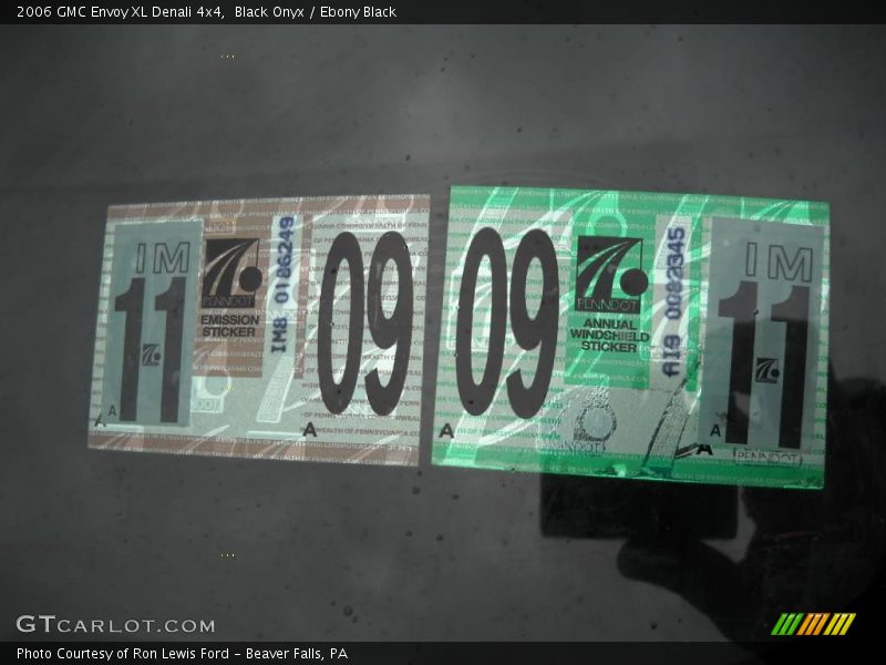 Black Onyx / Ebony Black 2006 GMC Envoy XL Denali 4x4