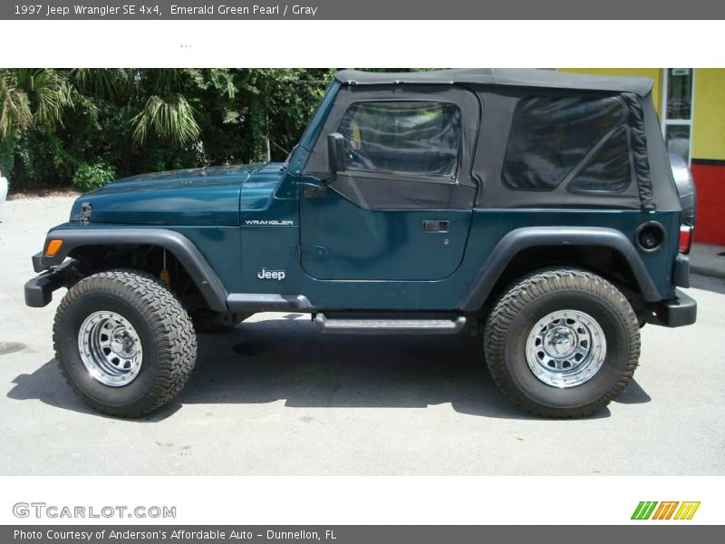 Emerald Green Pearl / Gray 1997 Jeep Wrangler SE 4x4