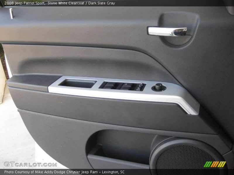 Stone White Clearcoat / Dark Slate Gray 2008 Jeep Patriot Sport