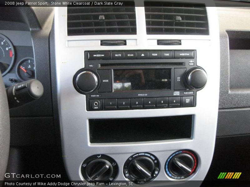 Stone White Clearcoat / Dark Slate Gray 2008 Jeep Patriot Sport