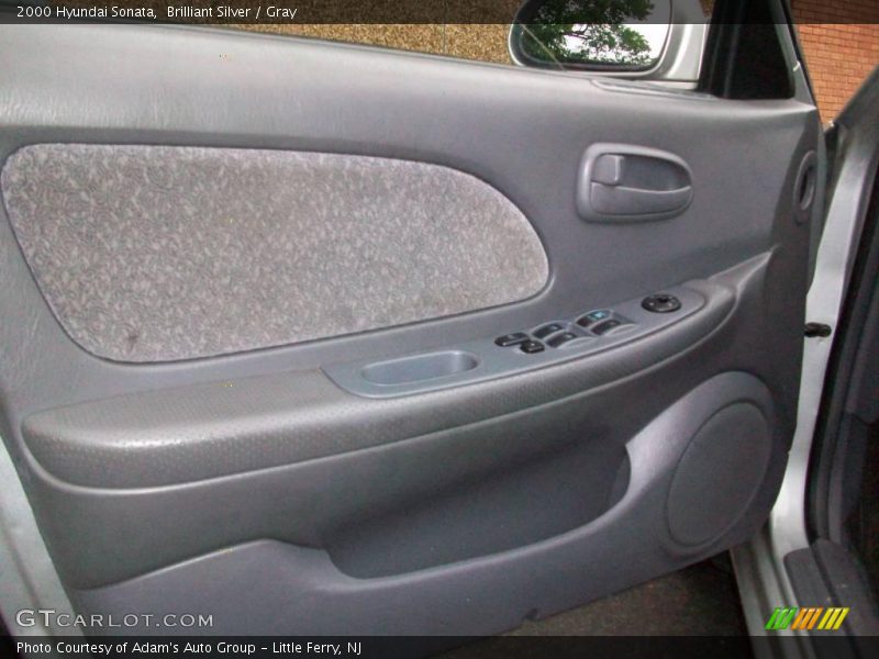 Brilliant Silver / Gray 2000 Hyundai Sonata