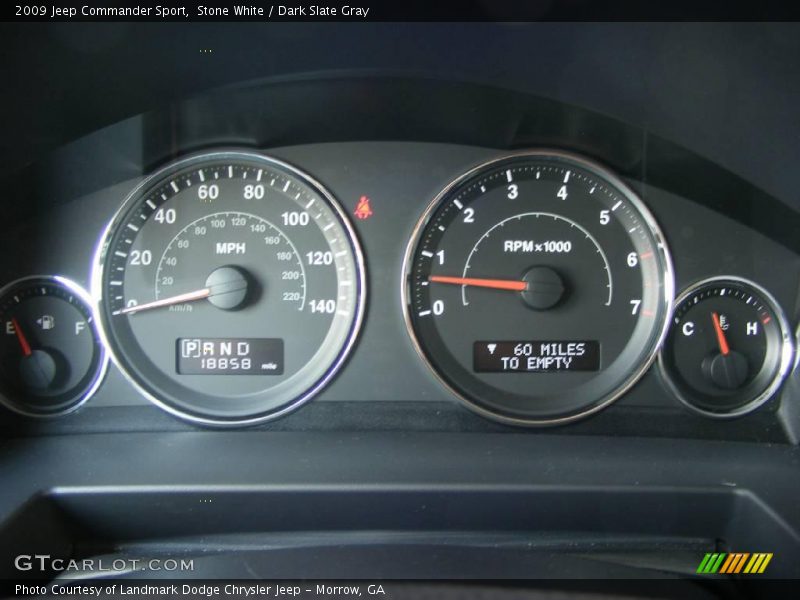 Stone White / Dark Slate Gray 2009 Jeep Commander Sport