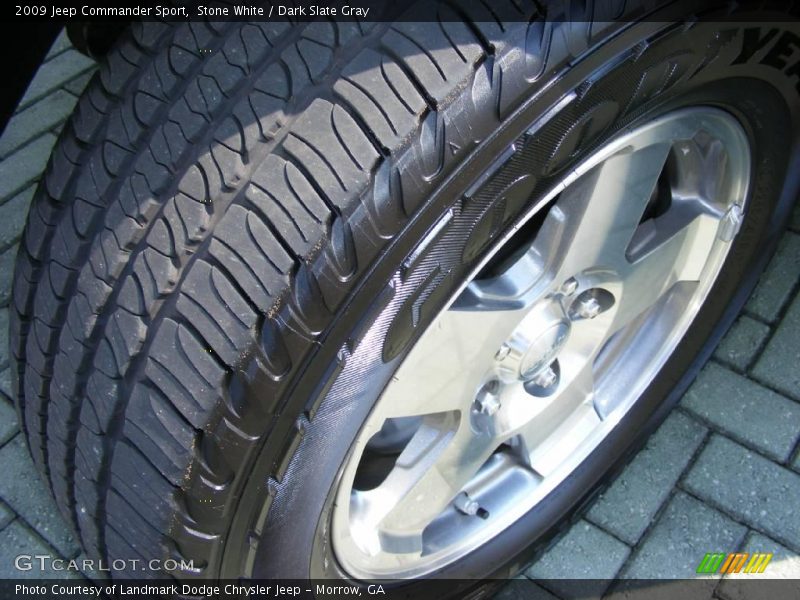 Stone White / Dark Slate Gray 2009 Jeep Commander Sport