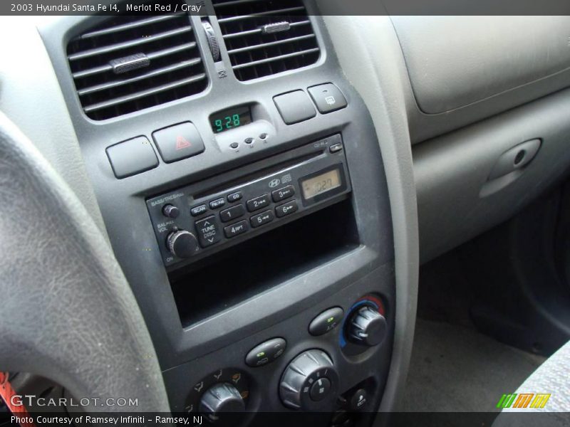 Merlot Red / Gray 2003 Hyundai Santa Fe I4