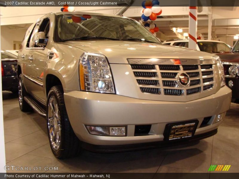 Gold Mist / Cocoa/Light Cashmere 2007 Cadillac Escalade AWD